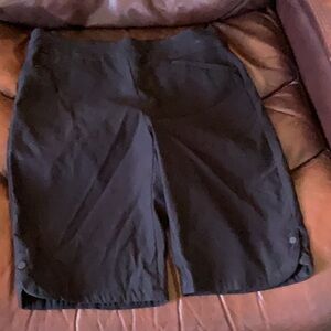 Black Tribal shorts size 4